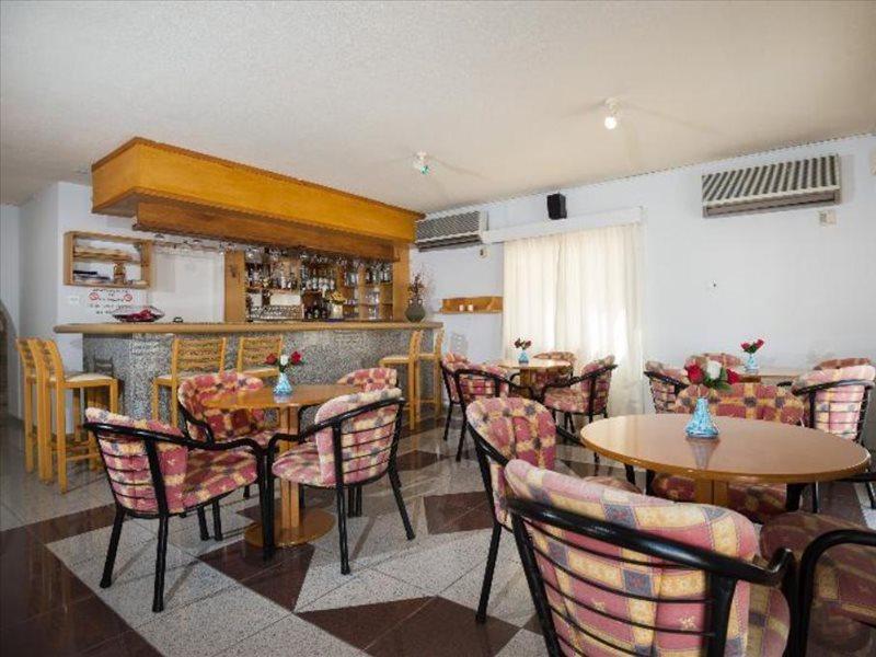 Paphos Sunny Hill Hotel Apartments מראה חיצוני תמונה