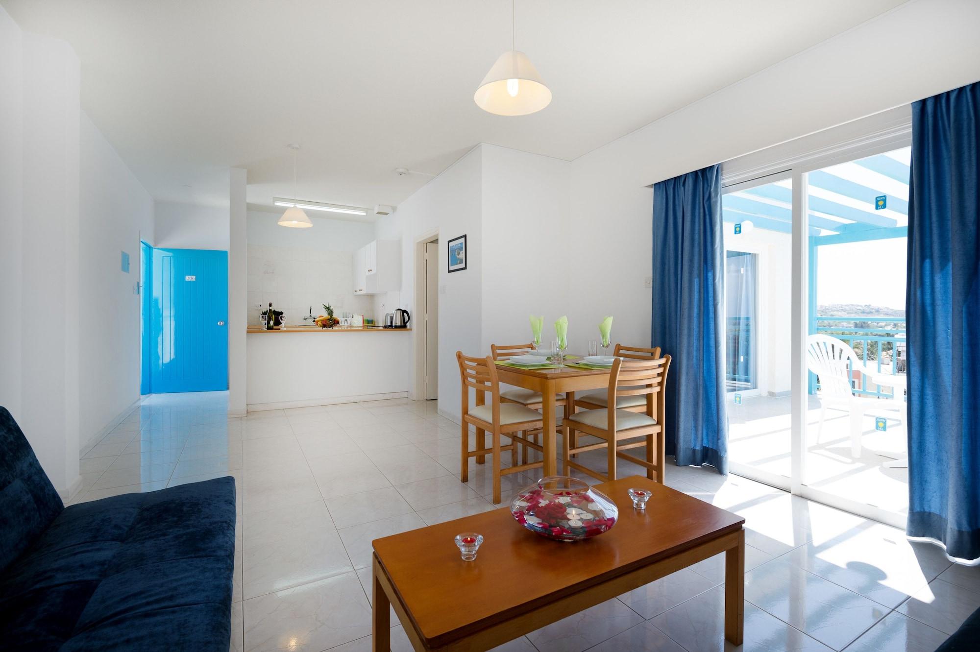 Paphos Sunny Hill Hotel Apartments מראה חיצוני תמונה