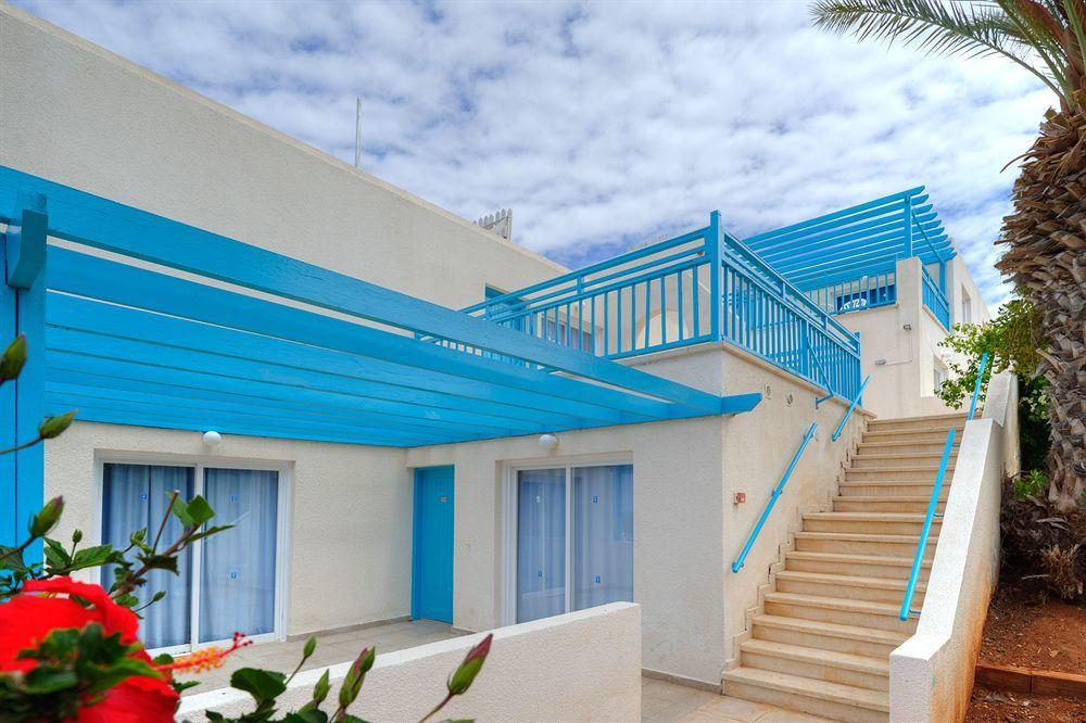 Paphos Sunny Hill Hotel Apartments מראה חיצוני תמונה