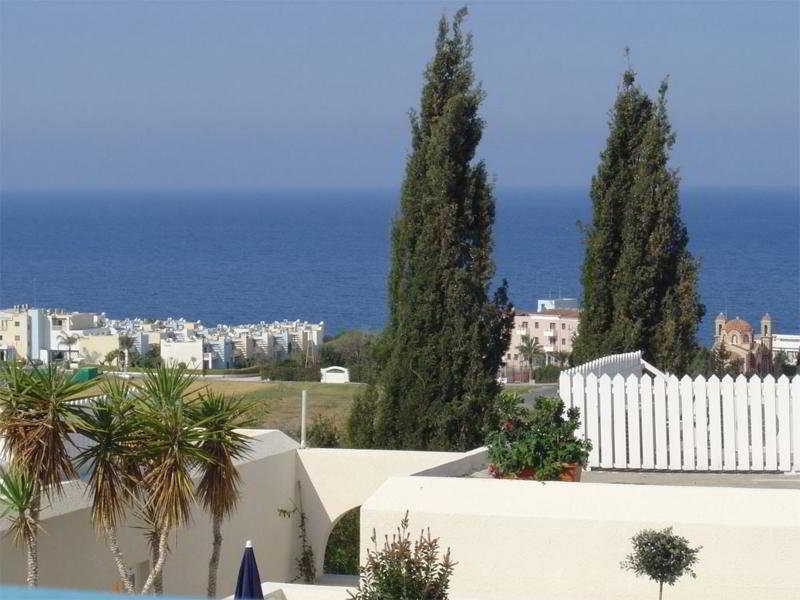 Paphos Sunny Hill Hotel Apartments מראה חיצוני תמונה